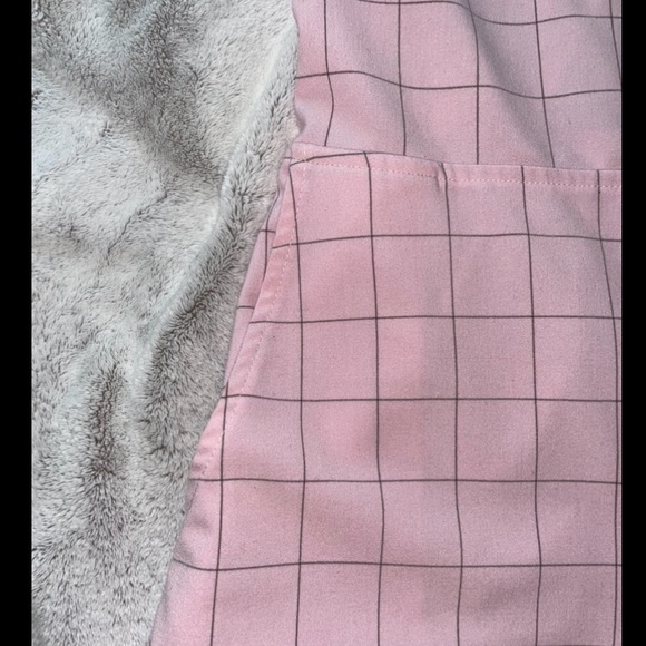 Pink romper - Picture 5 of 8